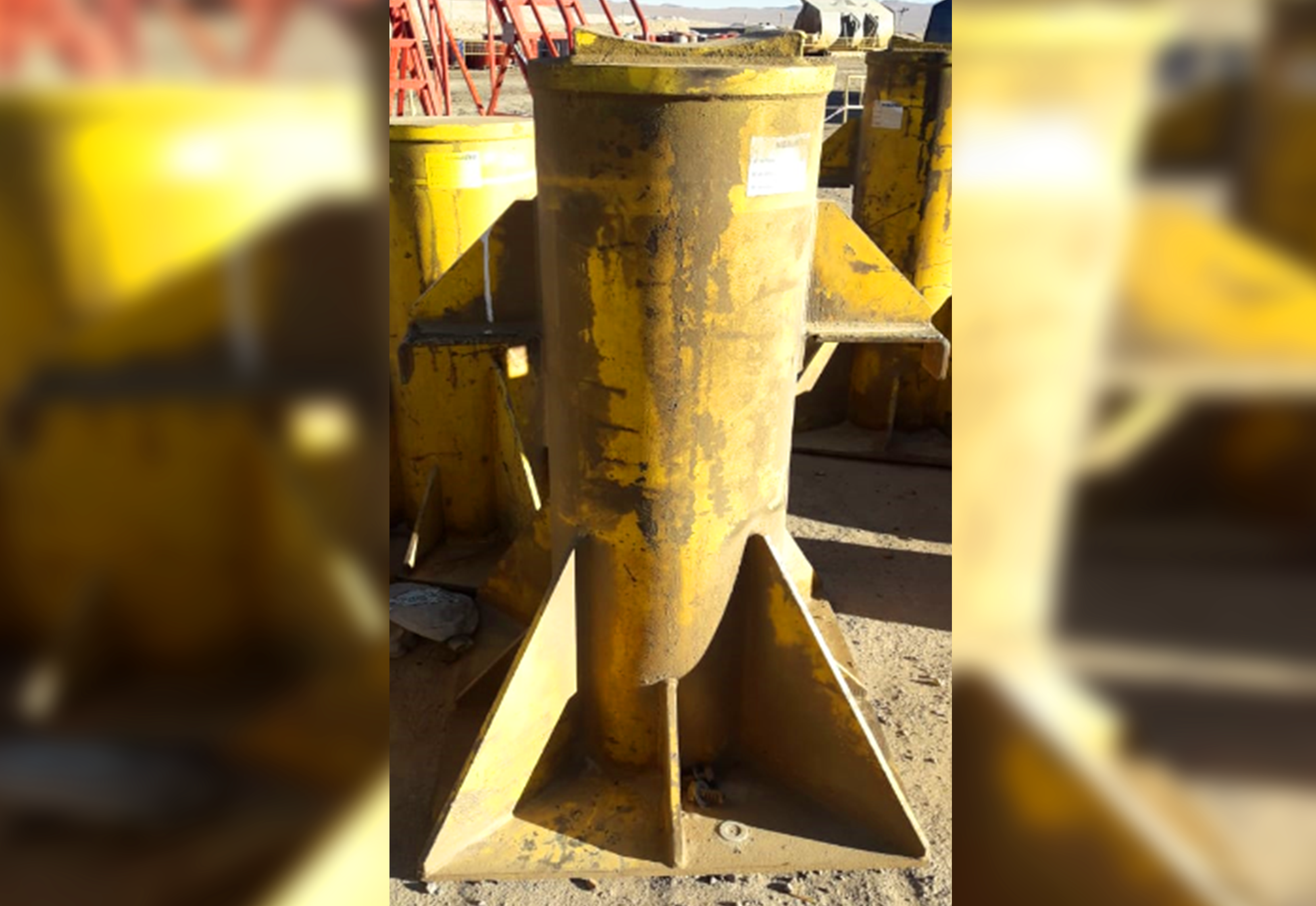 Soporte Maquinaria Pesada - Cóncavo 1370 MM